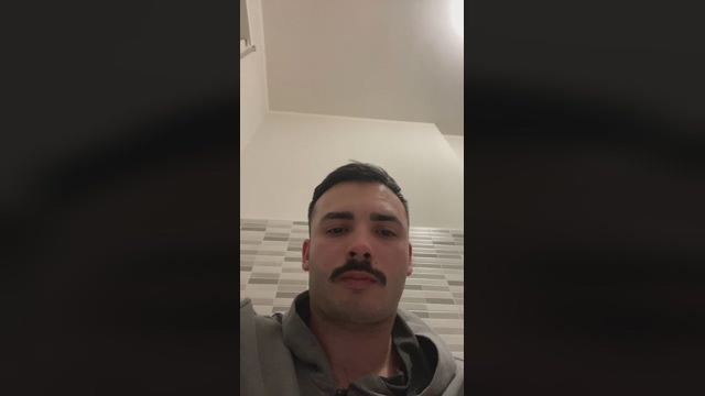 Italianboy2727  16-03-2022